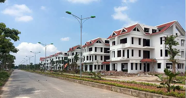 Sản phẩm chong nong shophouse — Công Ty Cổ Phần Cách Nhiệt Mathome Việt Nam — MST 0109006793