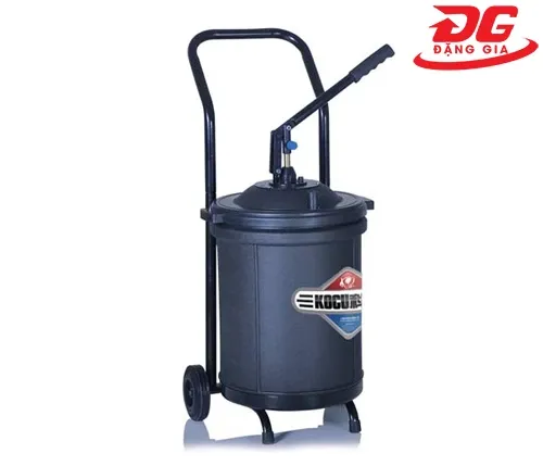 Sản phẩm 1916 may bom mo bang tay kocu gz 30b 30 lit — Điện Máy Công Nghiệp Đặng Gia - Công Ty Cổ Phần XNK Tập Đoàn Đặng Gia — MST 0109086333