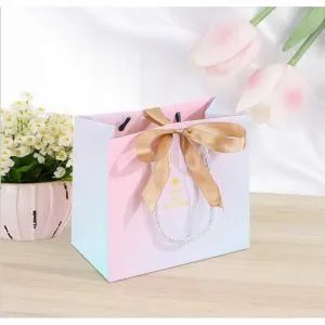 Sản phẩm tui giay dung qua 3 300x300 — In Bao Bì QTP - Công Ty TNHH Sản Xuất Và Thương Mại QTP — MST 0109107784