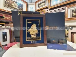 Sản phẩm tranh tan cang 2 600x450 1 300x225 — Quà Tặng Dát Vàng - Công Ty TNHH Q&V — MST 0109110473