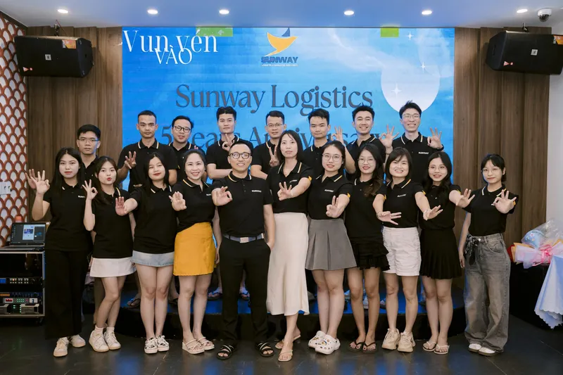 Sản phẩm z6813745053452_8e9862b8b90d23e3818928cc01741631 scaled — Sunway Logistics - Giao Nhận Vận Tải Quốc Tế - Công Ty Cổ Phần Dịch Vụ Tiếp Vận
Sunway — MST 0109161252