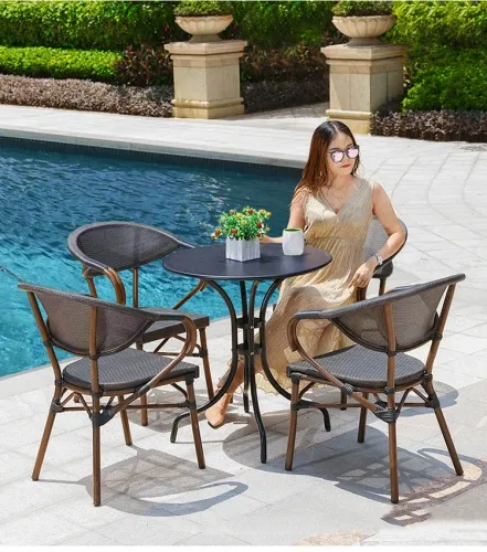 Sản phẩm 1723629295 1673859619 ban cafe tron d70 4g 1 — Công Ty TNHH Sản Xuất Và Dịch Vụ Nội Thất Hòa Phát — MST 0109189402