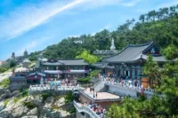 Sản phẩm busan den haedong yonggungsa TOURTRANLE 200x133 — Công Ty TNHH Du Lịch Và Thương Mại Trần Lê — MST 0109216381