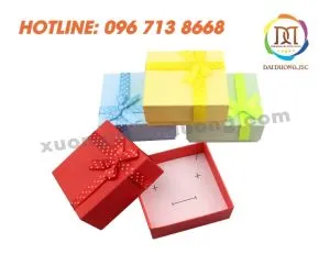 Sản phẩm hop trang suc 300x231 — Công Ty Cổ Phần In Nhanh Đại Dương — MST 0109230121