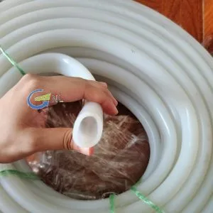 Sản phẩm ong silicone chiu nhiet deo 300x300 — Công Ty TNHH Thương Mại Và Dịch Vụ Nguyên Lâm — MST 0109239413