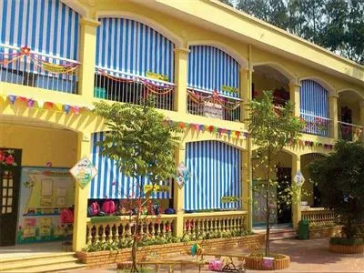 Sản phẩm Thumb_bat che nang mua truong hoc — Hòa Phát Groups - Công Ty TNHH Tập Đoàn Nội Thất Hòa Phát — MST 0109257853