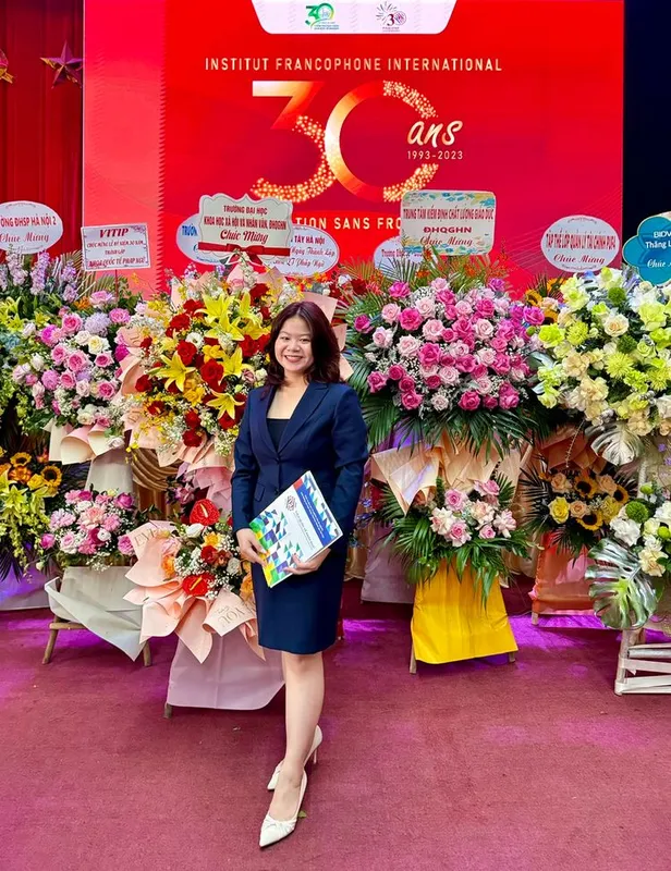 Sản phẩm co nguyen huong ly — Công Ty CP Giáo Dục Edulife — MST 0109276359