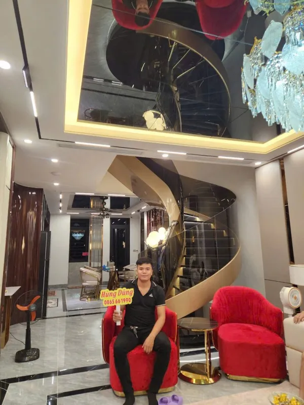Sản phẩm cau thang xoan 7 1 768x1024 — Công Ty TNHH Xây Dựng Và Phát Triển Cơ Khí Hùng Dũng — MST 0109294301