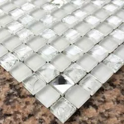 Sản phẩm gach mosaic thuy tinh 250x250 — Thiết Kế Tiểu Cảnh Hồ Koi - Công Ty Cổ Phần Hoàng Thạch Văn Phú — MST 0109366330