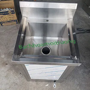 Sản phẩm chau rua tay 1 voi co chan dap hien dai 300x300 — Inox Bách Hóa Môi Trường - Công Ty TNHH Thương Mại Bách Hóa Môi Trường — MST 0109381762
