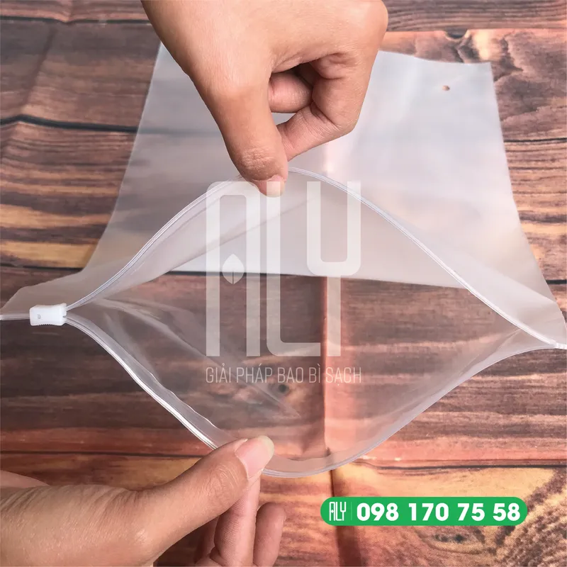 Sản phẩm túi zip khoá 1 mặt trong 1 mặt mờ 3 — Bao Bì ALY - Công Ty TNHH Bao Bì ALY — MST 0109404480