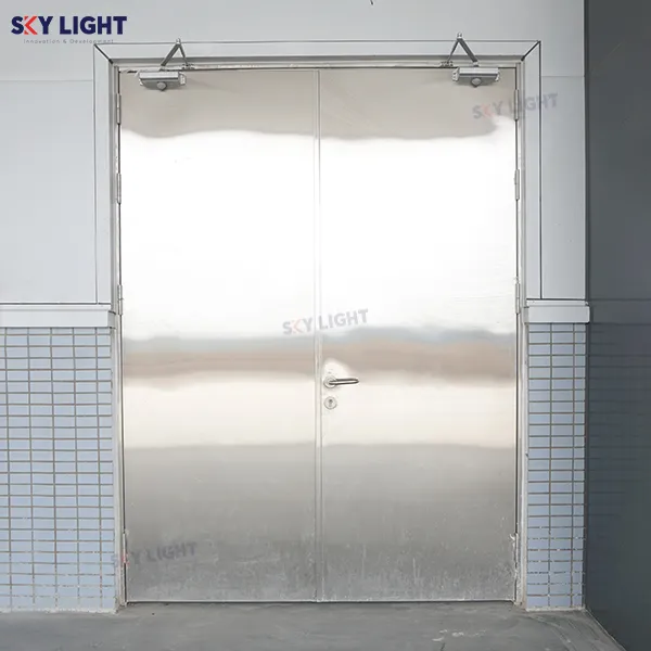 Sản phẩm cua inox chong chay sky light — Công Ty TNHH Sản Xuất Thương Mại Sky Light Việt Nam — MST 0109475442
