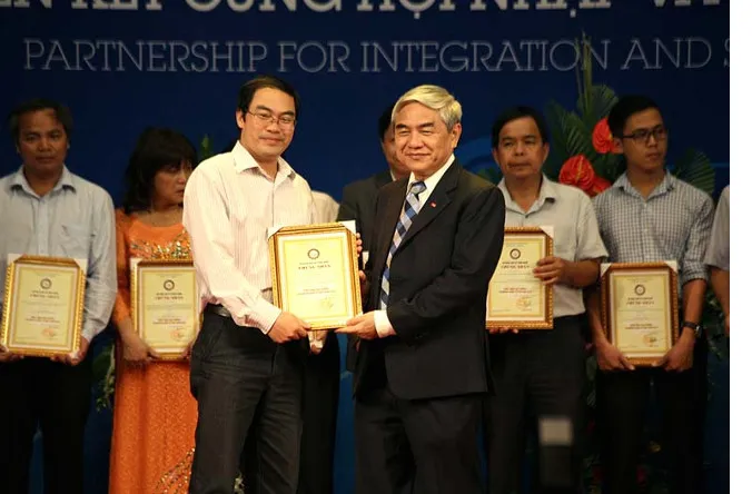 Sản phẩm son chiu nhiet bkv giai thuong techmart 2015 — Sơn Chịu Nhiệt BKV - Công Ty Cổ Phần Phát Triển Công Nghệ Và Sản Xuất Teproco — MST 0109516201