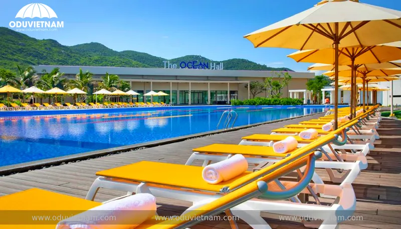 Sản phẩm du che nang resort giuong nam be boi ban ghe bai bien 01 — Ô Dù Việt Nam - Công Ty Cổ Phần Ô Dù Việt Nam — MST 0109558508