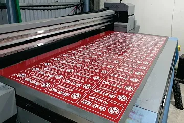 Sản phẩm in mica uv — Mica Sơn Nam - Công Ty TNHH Mica Sơn Nam — MST 0109579882