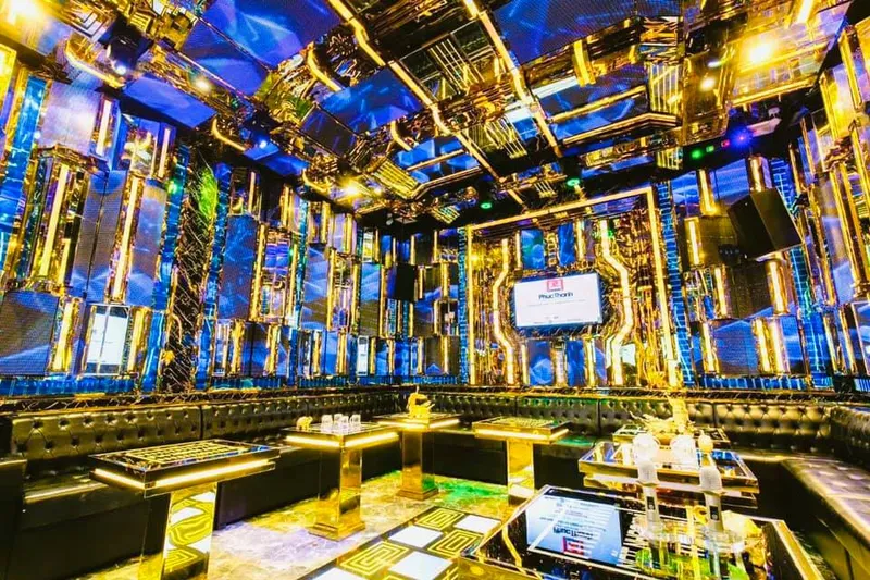 Sản phẩm Karaoke Da Nang 5 — Thiết Bị âm Thanh Hào Quang Group - Công Ty Cổ Phần Tập Đoàn Đầu Tư Và Thương
Mại Hào Quang — MST 0109582807