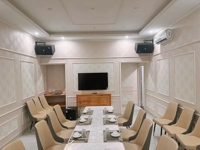 Sản phẩm Lap dat he thong am thanh chuyen nghiep cho nha hang hai san — Thiết Bị âm Thanh Hào Quang Group - Công Ty Cổ Phần Tập Đoàn Đầu Tư Và Thương
Mại Hào Quang — MST 0109582807