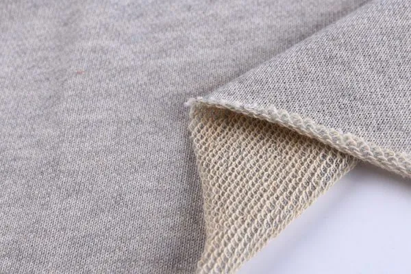 Sản phẩm Tất tần tật những điều bạn có thể chưa biết về vải nỉ da cá 2 600x400 — In Vải 3D Thiện Linh - Công Ty TNHH In Vải 3D Thiện Linh — MST 0109586671