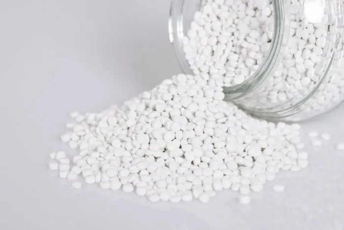 Sản phẩm caco3 pe 700x467 — Công Ty Cổ Phần Vitamat — MST 0109607233