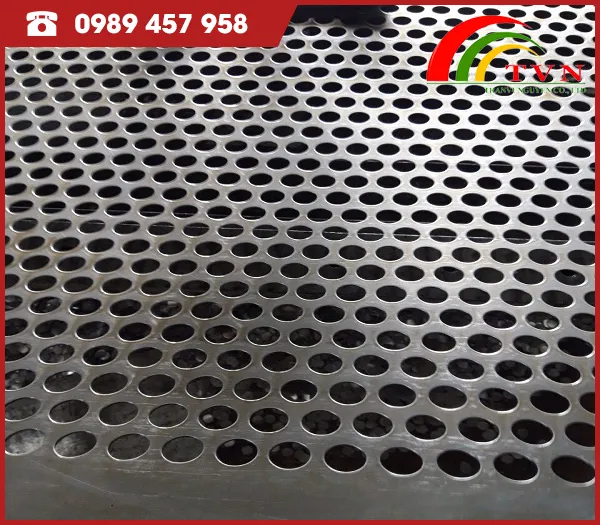 Sản phẩm tam inox duc lo — Lưới Thép Trần Vũ Nguyên - Công Ty TNHH Sản Xuất Và Kinh Doanh Trần Vũ Nguyên — MST 0109609720