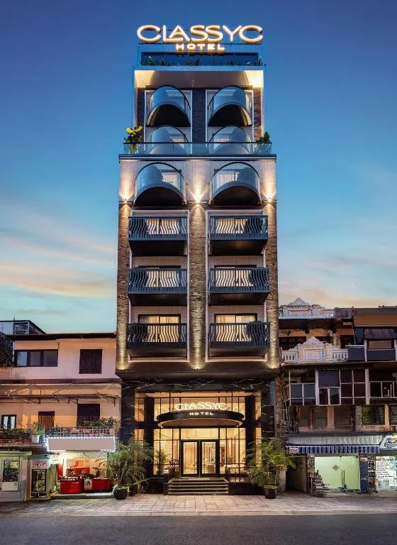 Sản phẩm Khach San Classyc Ha Noi — Công Ty TNHH Sản Xuất Và Thương Mại Trung Long — MST 0109614248
