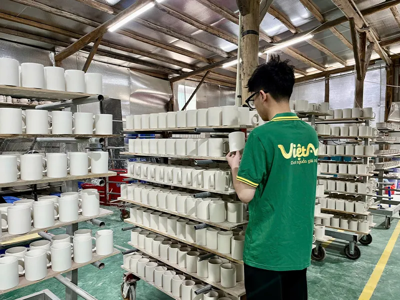 Sản phẩm xuongsanxuatcocsulysu1 — Công Ty Cổ Phần Đầu Tư Thương Mại Và Sản Xuất Việt An — MST 0109623919