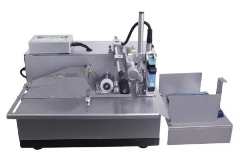Sản phẩm 1. May in phun nhiet ga len may phan trang tu dong hc380 1 466x312 — Máy In Hùng Cường - Công Ty TNHH Máy Và Thiết Bị Công Nghiệp Hùng Cường — MST 0109682463