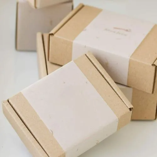 Sản phẩm 25x15x10Hop carton nap gai 25x15x10cm 3 lop song E mat nau day moc Hupuna.com_ — Băng Dính Hupuna Group - Công Ty Cổ Phần Hupuna Group — MST 0109746861