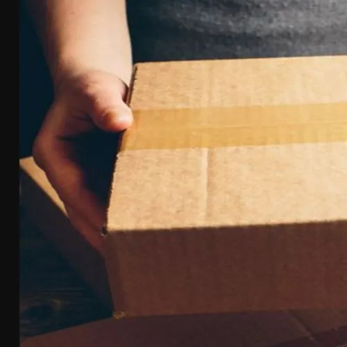 Sản phẩm Hop carton 10x7x7cm nap doi 3 lop song B mat nau day moc Hupuna.com_ — Băng Dính Hupuna Group - Công Ty Cổ Phần Hupuna Group — MST 0109746861