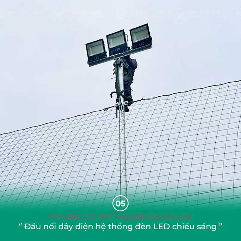 Sản phẩm giai doan thi cong san bong 21 — Công Ty TNHH Thái Sơn Long — MST 0109756027