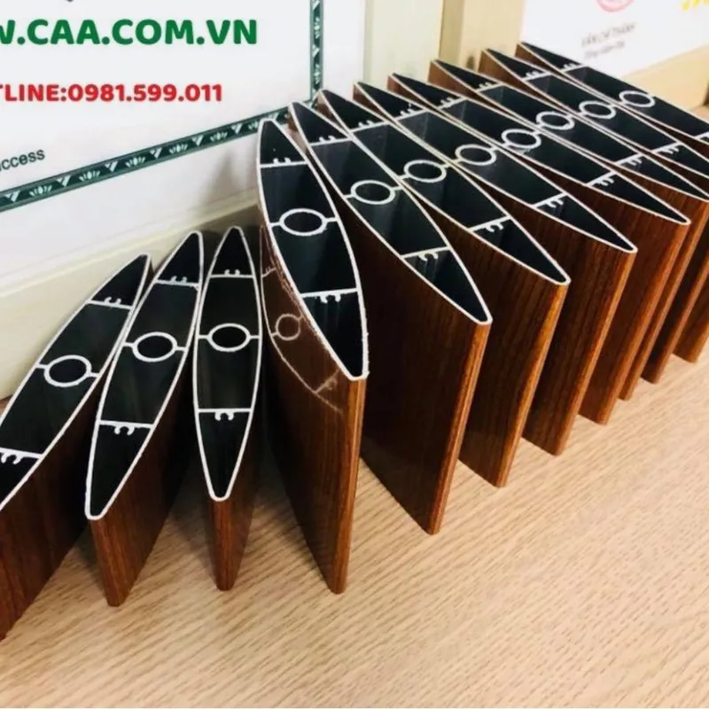 Sản phẩm Lam chan nang Hinh Thoi Van go 900x900 — Công Ty TNHH CAA Việt Nam — MST 0109778119
