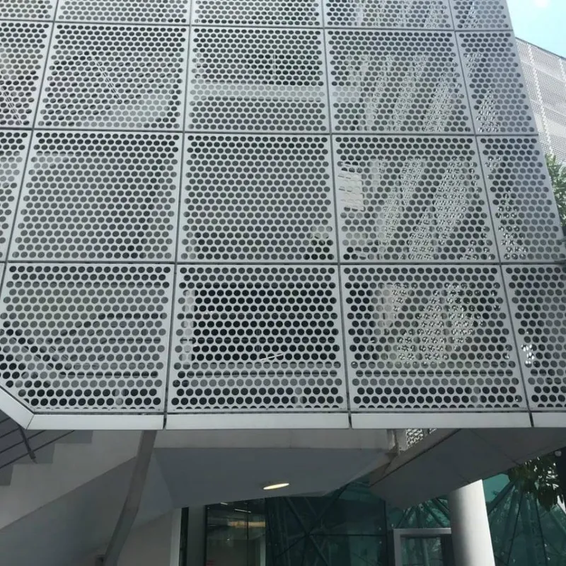 Sản phẩm Thi cong mat dung nhom tam 900x900 — Công Ty TNHH CAA Việt Nam — MST 0109778119
