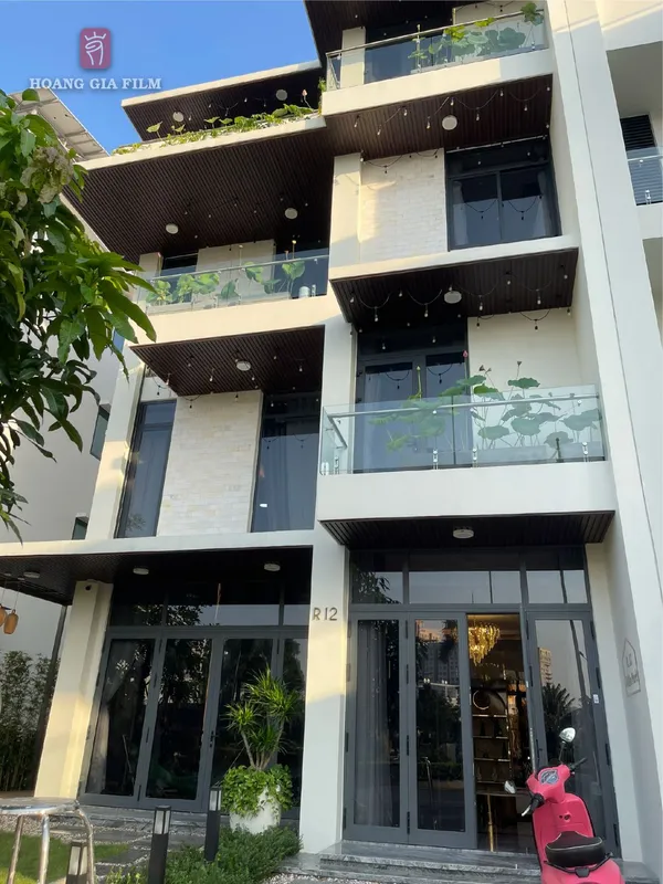 Sản phẩm sau khi dan phim cach nhiet spectra 35 — Phim Cách Nhiệt Hoàng Gia - Công Ty TNHH Phim Cách Nhiệt Hoàng Gia — MST 0109983284