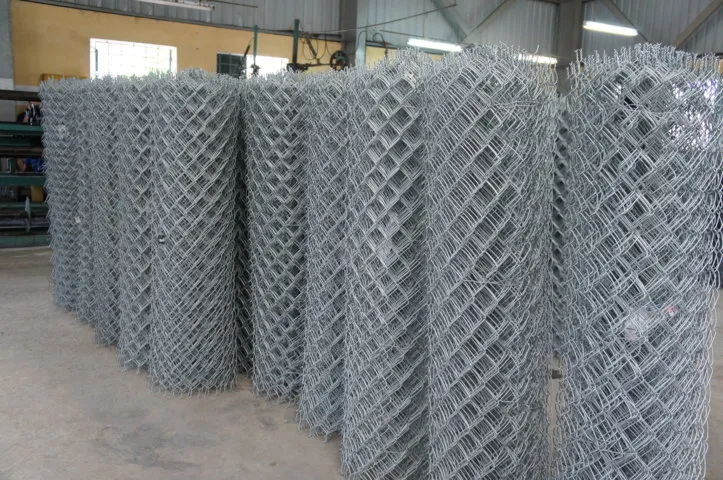 Sản phẩm luoi b40 — Công Ty TNHH Cơ Khí Chính Xác Kim Minh — MST 0110164459