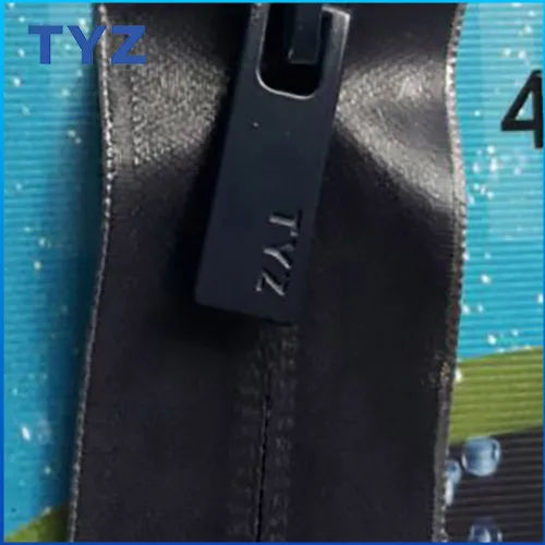 Sản phẩm chong nuoc 4 — Dây Khóa Kéo ZIPPER VN - Công Ty TNHH ZIPPER VN — MST 0110179737