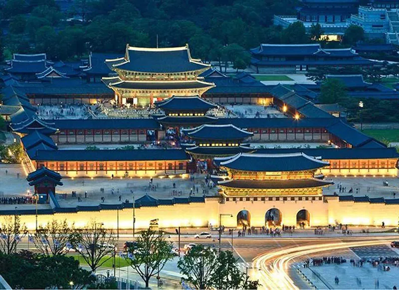 Sản phẩm cung dien gyeong bok — Công Ty TNHH Du Lịch Việt Hana — MST 0110328308