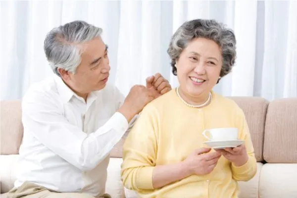 Sản phẩm nuoc yen tot cho suc khoe nguoi gia 600x400 — Yến Sào Sakura - Công Ty Cổ Phần Sản Xuất Thương Mại Xuất Nhập Khẩu Sakura Việt
Nam — MST 0110356369
