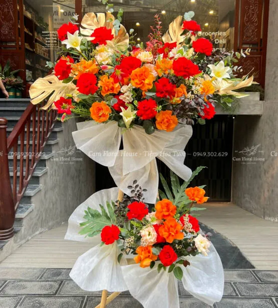 Sản phẩm Ke hoa khai truong dep Ba Dinh 555x615 — Công Ty Cổ Phần Dịch Vụ và Sáng Tạo Hương Mùa Hè — MST 0110372032