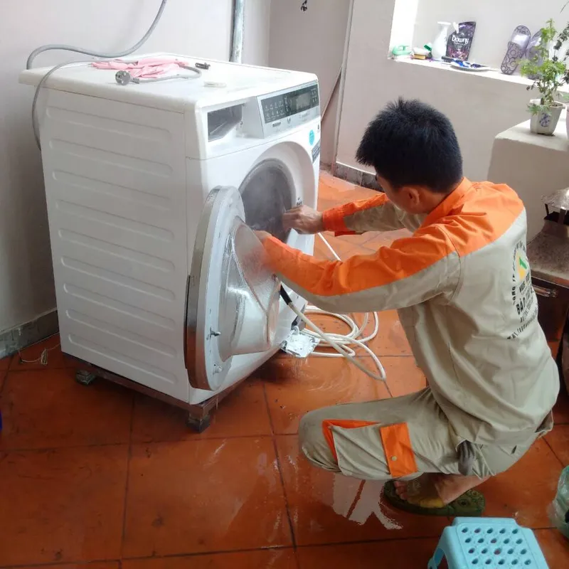 Sản phẩm sua may giat long ngang cua truoc tai di an binh duong 700 — Công Ty Cổ Phần Dịch Vụ Điện Lạnh Công Nghiệp Thịnh Phát — MST 0110562925