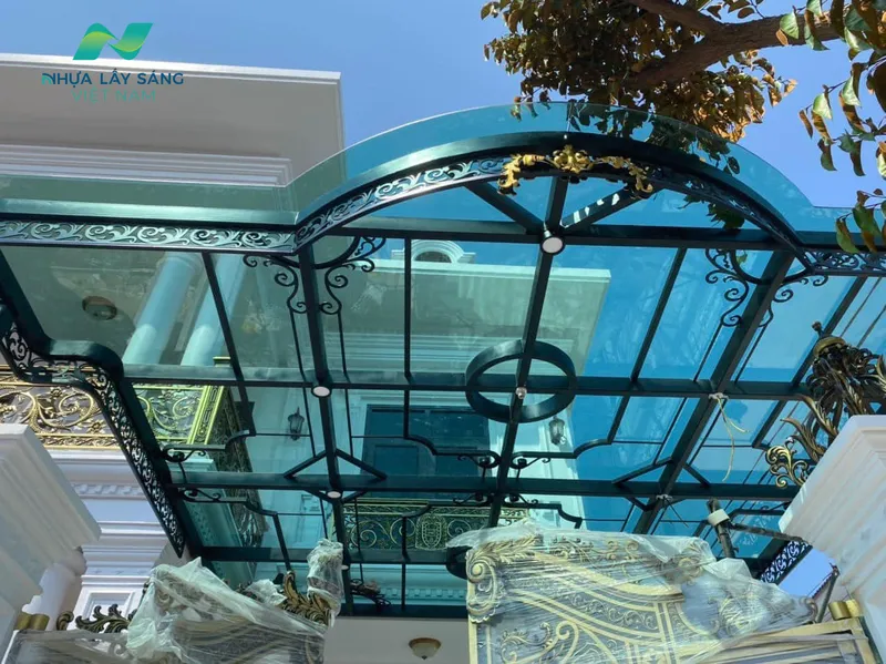 Sản phẩm do ben tam nhua lay sang polycarbonate anh2 — Tấm Lợp Lấy Sáng - Công Ty Cổ Phần Tập Đoàn Nhựa Lấy Sáng Việt Nam — MST 0110591355