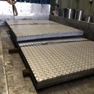 Sản phẩm bao gia thep tam chong truot 2 300x300 — Thép Tân Hoàng Giang - Công Ty Cổ Phần Sản Xuất Và Thương Mại Thép Tân Hoàng
Giang — MST 0110596265