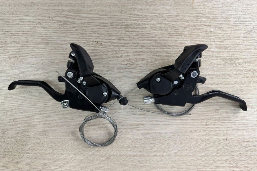 Sản phẩm Mat sau khac dau shimano EF500 China.jpg — Công Ty TNHH MAXVOL — MST 0110656556