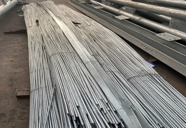 Sản phẩm thep ma kem nhung nong 12 — Công Ty TNHH Tổ Hợp Thương Mại Evin — MST 0110707049
