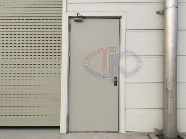 Sản phẩm cua thep chong chay 1 canh_thumb.JPG — Inox Tùng Khánh - Công Ty Cổ Phần Sản Xuất Và Thương Mại Tùng Khánh — MST 0200383737