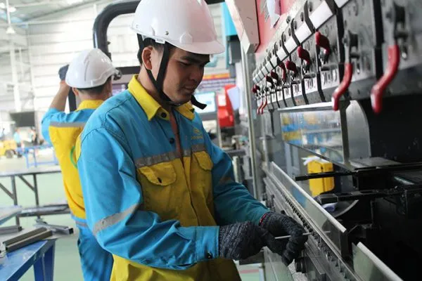 Sản phẩm Tim hieu nguyen tac an toan lao dong trong gia cong co khi 600x400 — Công Ty TNHH Cơ Khí Đúc Thành Phương — MST 0200426035