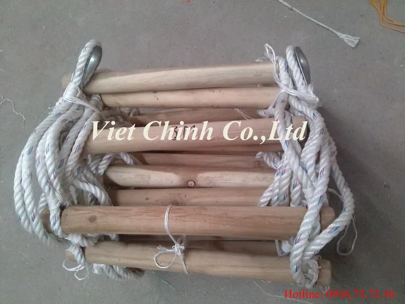 Sản phẩm Thang day tron cong nhan — Thiết Bị Hàng Hải Việt Chính - Công Ty TNHH Việt Chính — MST 0200450285