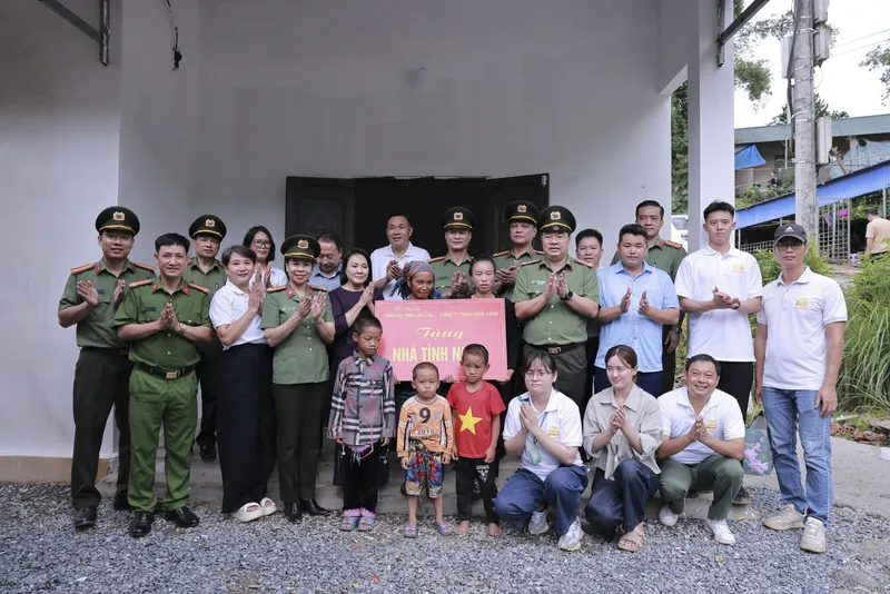 Sản phẩm YOU_0118 — Công Ty TNHH ánh Vàng — MST 0200493810