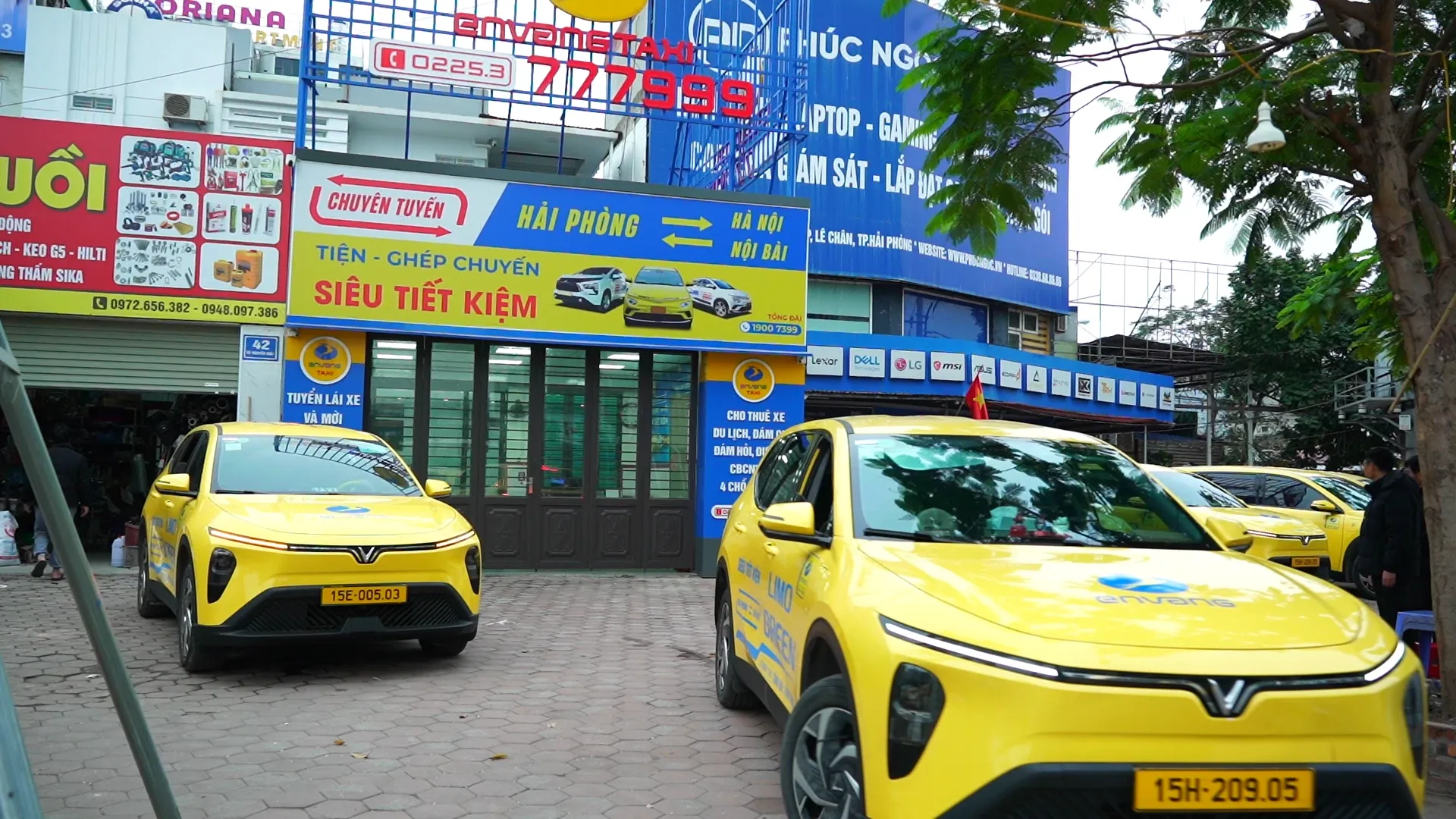Sản phẩm c8821mp4_snapshot_0026059 639108331026025033 — én Vàng Taxi - Công Ty Cổ Phần én Vàng Quốc Tế — MST 0200563539