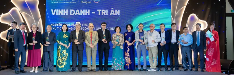 Sản phẩm slide066 — Công Ty Cổ Phần Điện Cơ Hải Phòng — MST 0200580118