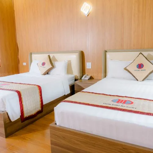 Sản phẩm Bungalow Deluxe Twin Go 6 500x500 — Công Ty Cổ Phần Du Lịch Quốc Tế Hòn Dấu — MST 0200614286